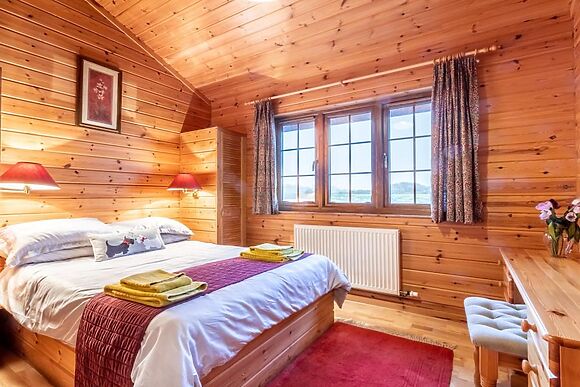 Clovelly Lakes Snow Goose Lodge Sixteen