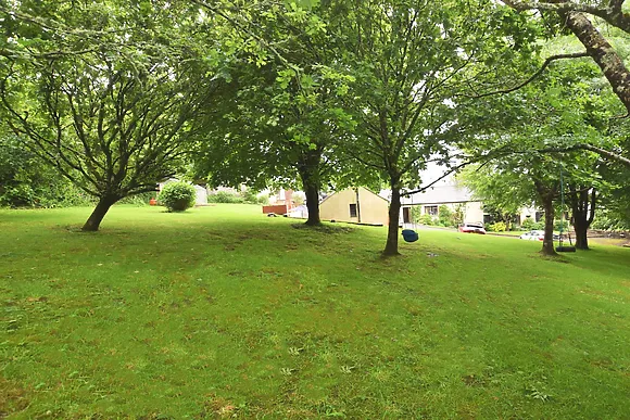 Lauras Cottage
