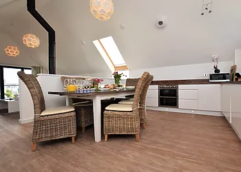 Stunning kitchen/ dining area