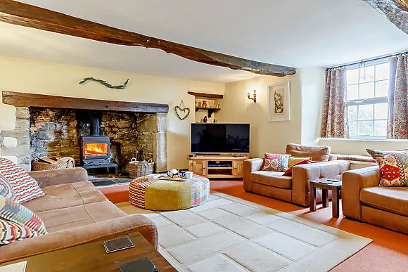 Woolstone Farmhouse