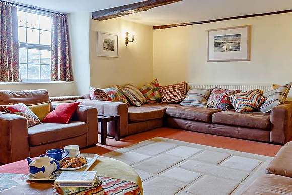 Woolstone Farmhouse