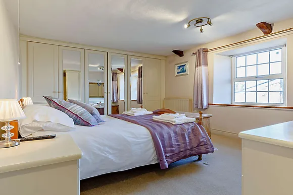 Woolstone Farmhouse