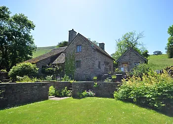 View towards the beautiful house and garden