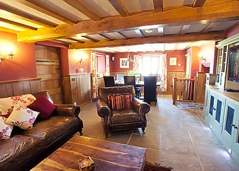 Farmhouse house sitting room