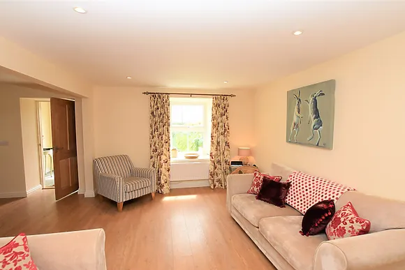 Sarahs Cottage