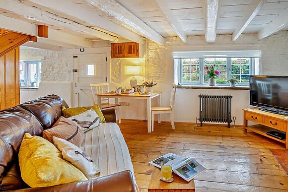 Kidwelly Hillside Cottage