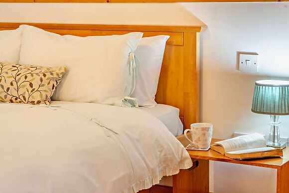 Kidwelly Hillside Cottage