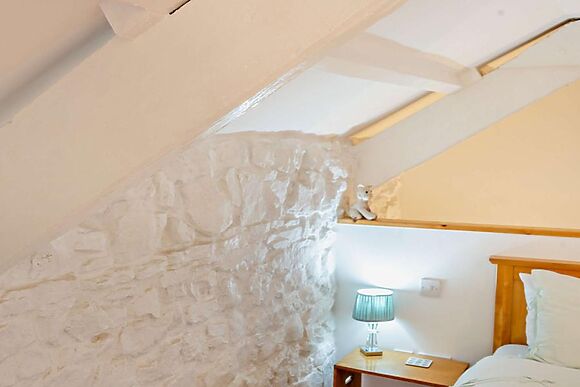 Kidwelly Hillside Cottage