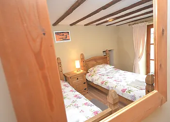 Twin bedroom