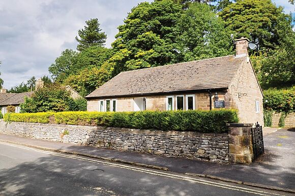 2-Bedroom Bungalow in Bakewell