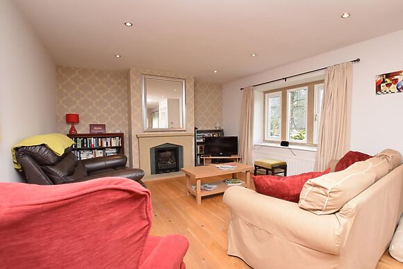 2-Bedroom Bungalow in Bakewell