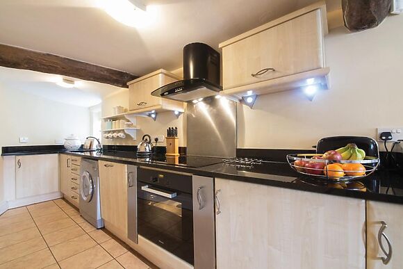 Baslow Cottage