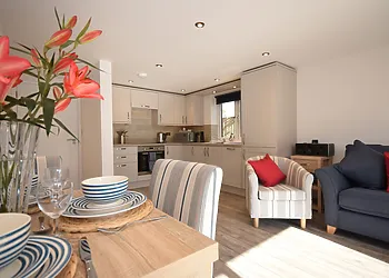 Open-plan lounge/kitchen/diner
