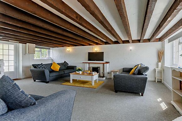 Country Life Casscade Cottage