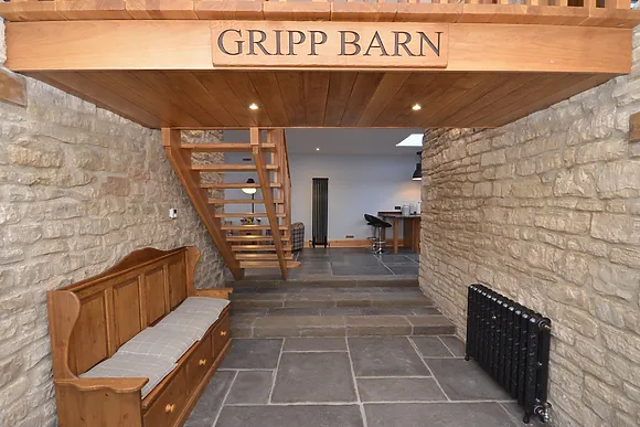 Gripp Barn