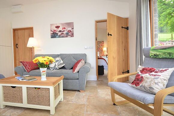 Golwg Y Mynydd Triley Court