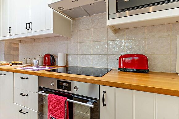 The Stable Triley Court