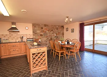 Kitchen/Lounge/Dining room