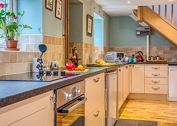 Well-equipped kitchen with all the thoughtful extras