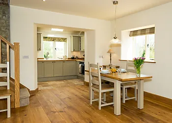 Dining area leading to the kitchen