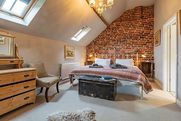 Ludlow Barn