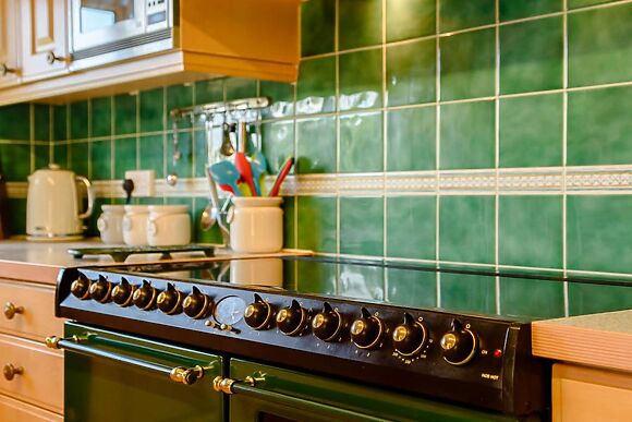 Orchard Barn And Thames View