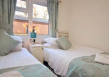 Twin bedroom