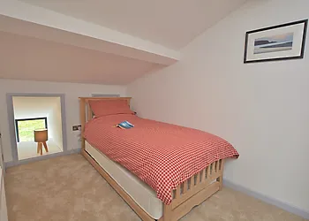 Single bedroom with additional pull out bed (on request)