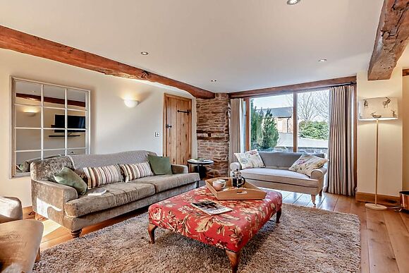 Summersun Barn