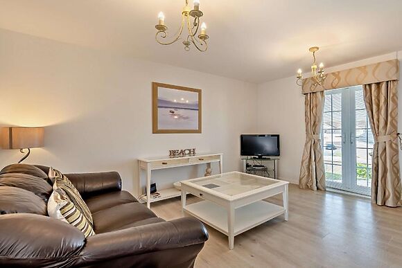 Broad Haven Beach Cottage