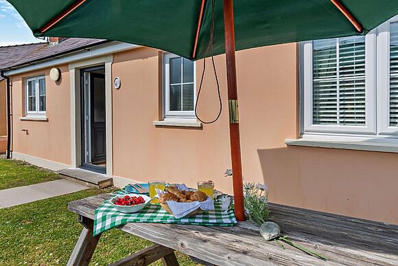 Broad Haven Beach Cottage