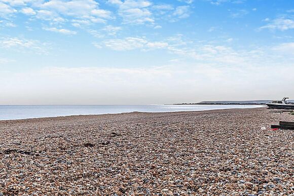 Stones Throw Beach Retreat