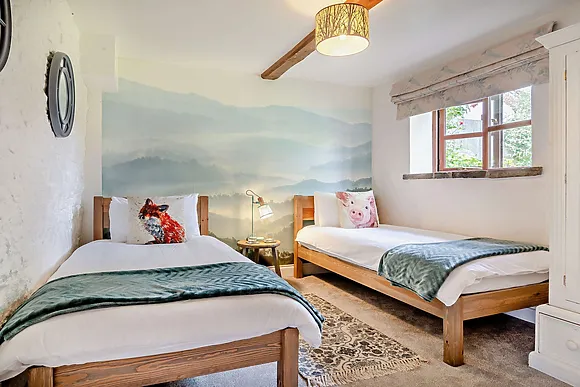 Orchard Farm Wedmore Fox Whelp