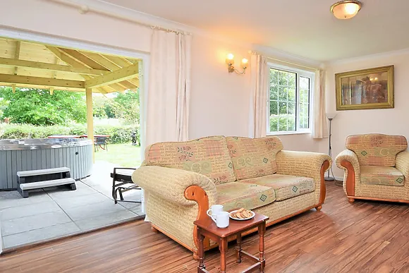Pendavey Lodge