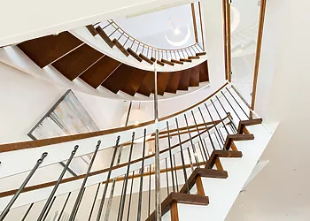 Feature staircase 