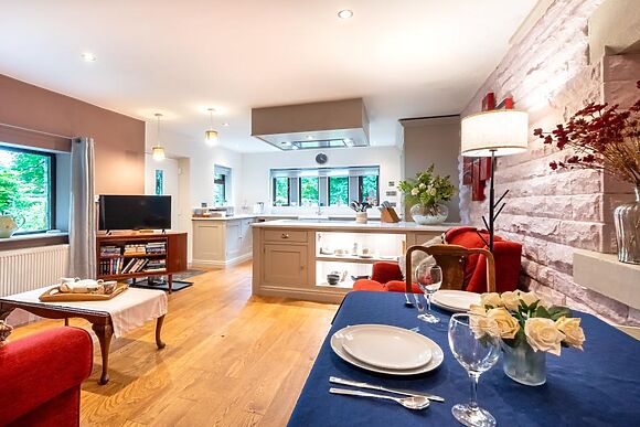 Moorfield Garden Retreat