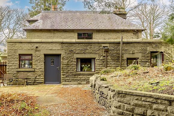 Moorfield Garden Retreat