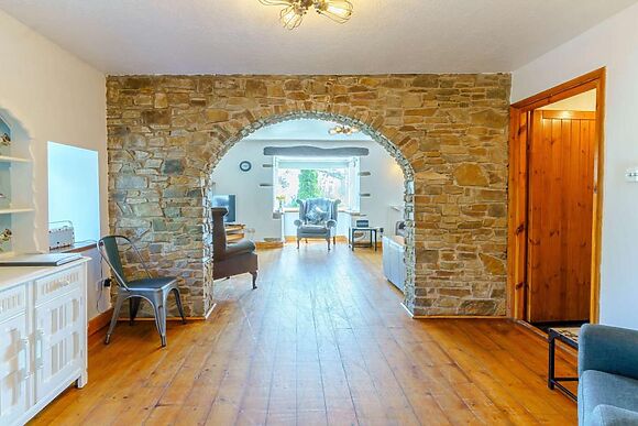 Pine Tree Cottage