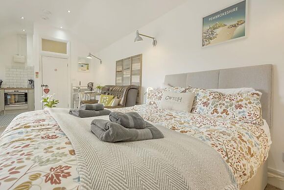 The Cwtch Saundersfoot