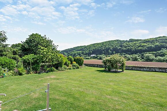Farm View Goodrich