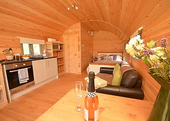 Open-plan lounge/kitchen/diner and sleeping area