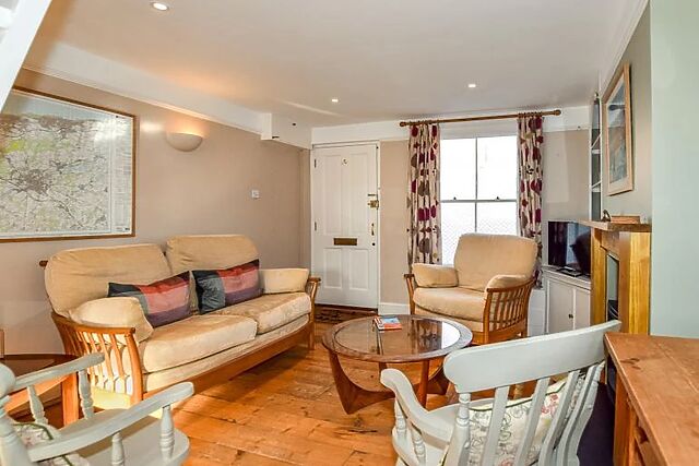 Crinkle Cottage