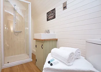 Refresh in the shower room