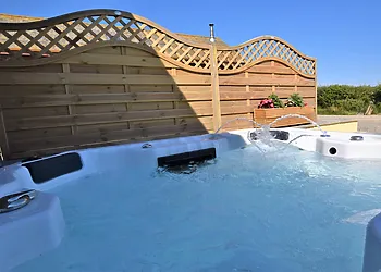 Private hot tub