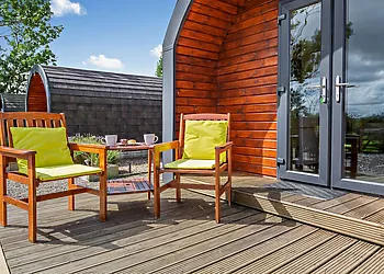 Enjoy the hot tub (available for an additional charge)