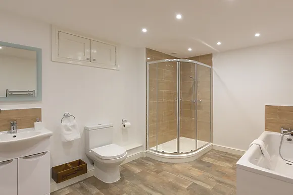 Penybont At Pentre Cwrt