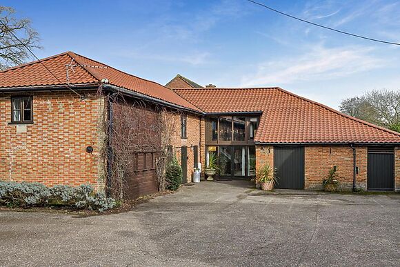 The Barn Saham Hills