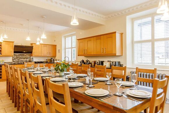 Bagshot House