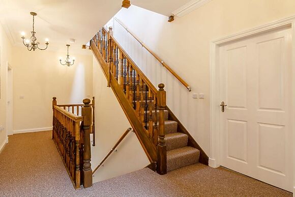 Bagshot House