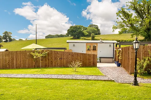Skirrid Bolt Hole Sauna And Hot Tub